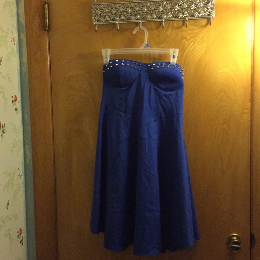 Blue dress